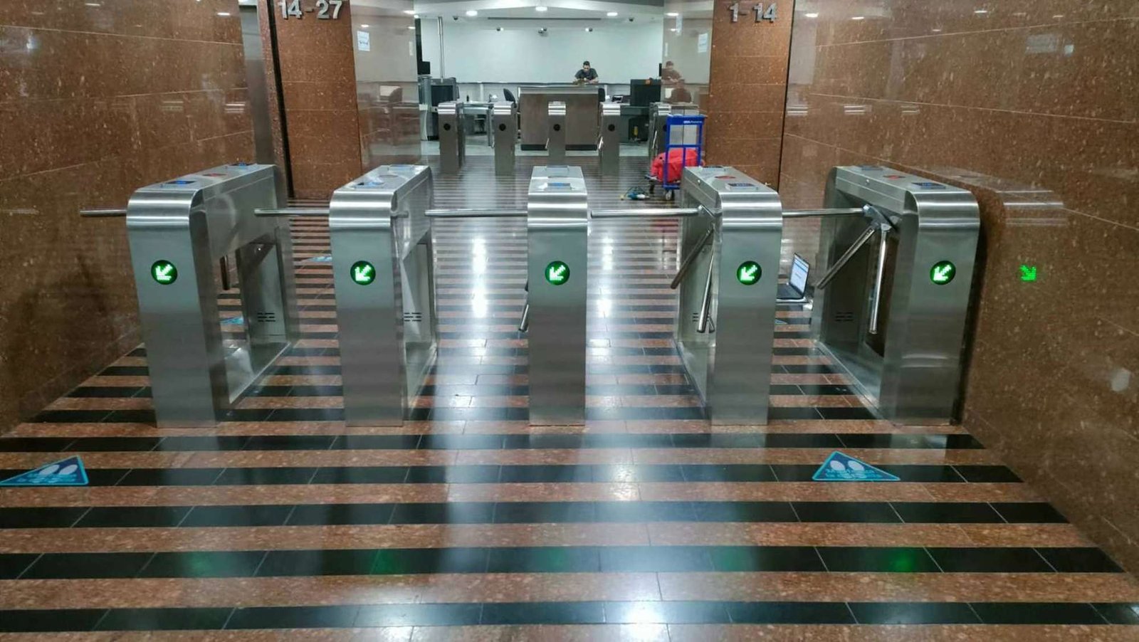 Successful subway project in Venezuela-KARSUN | KARSUN Successful subway project in Venezuela-KARSUN metro station tripod turnstile,tripod turnstile,turnstile metro,access control system,turnstile gate,turnstile manufacturer,turnstile china,drop arm turnstile,rfid gate KARSUN